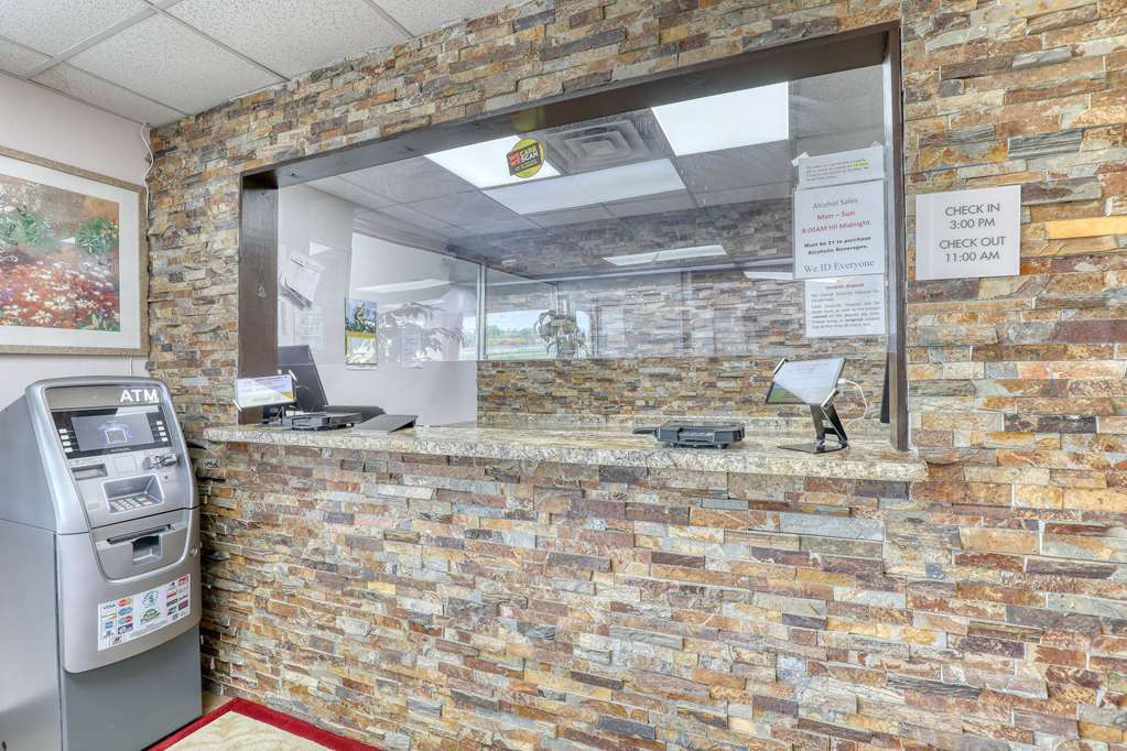 Suburban Studios Neenah Appleton - photo 9