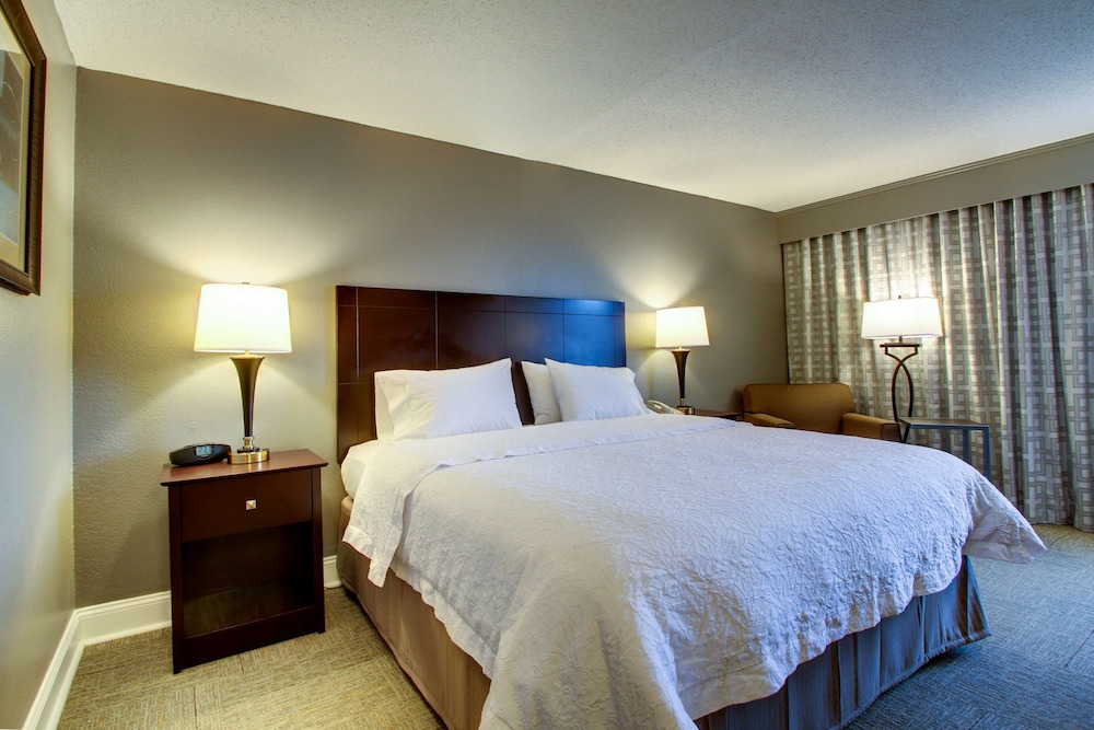 Hampton Inn Rolla - photo 20