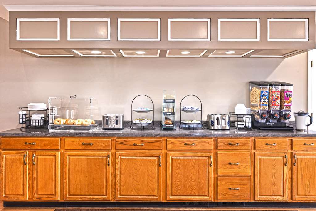 Americas Best Value Inn Plattsburgh - photo 29