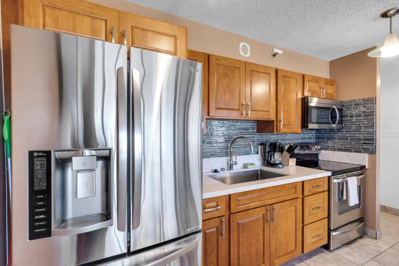 Tower 2 Suite 3201 Qqp Home - photo 6