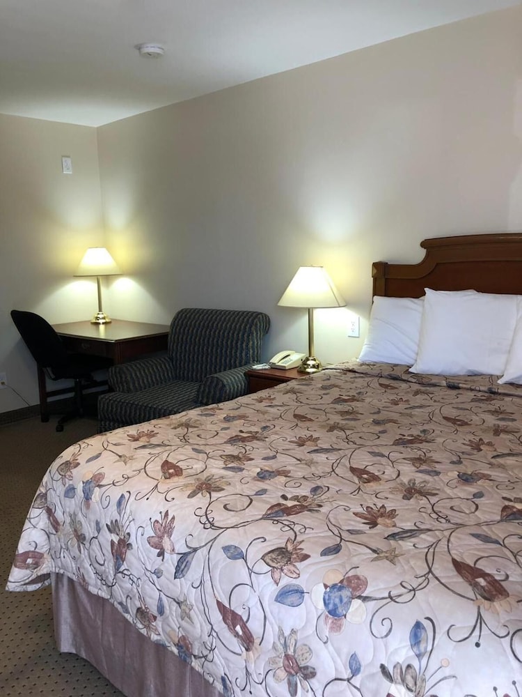 Royal Napanee Inn — hotel in Greater Napanee