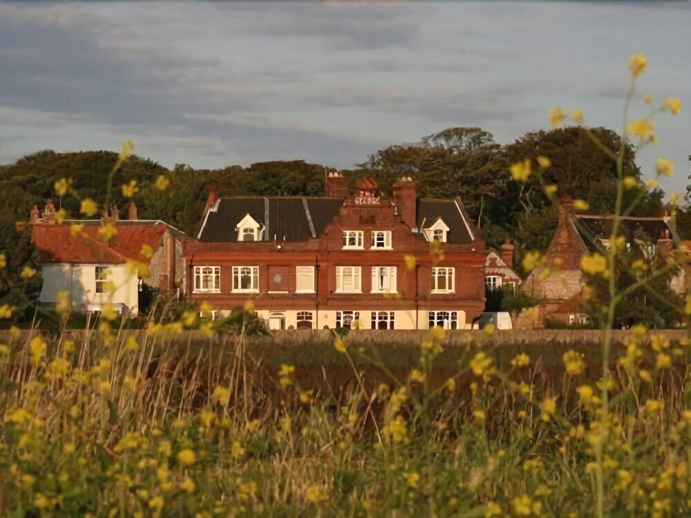The George Hotel - carbon neutral hotel in Holt