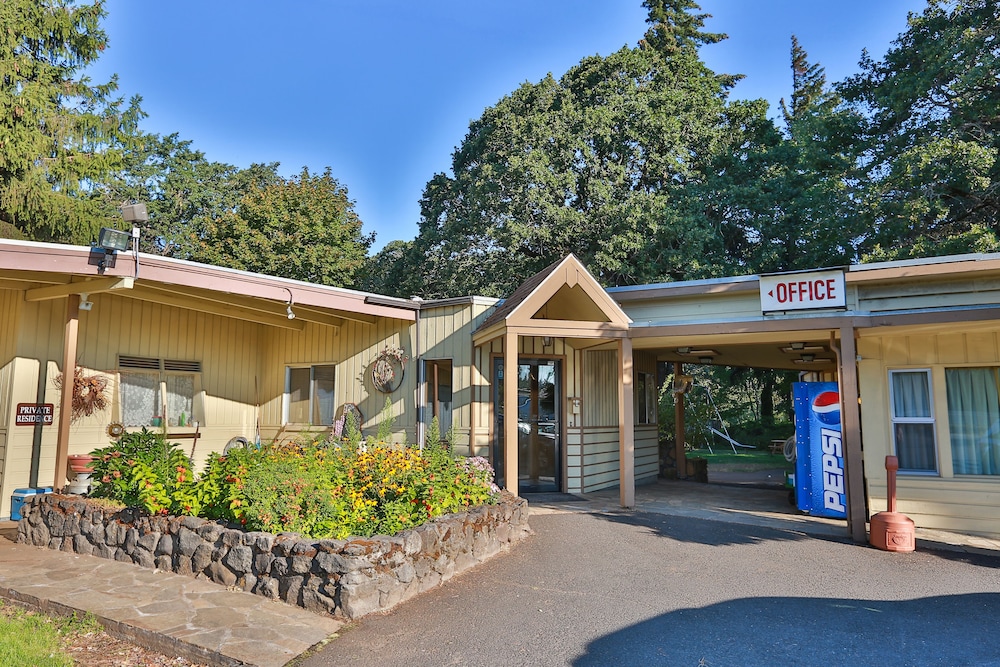 Westcliff Lodge - photo 2