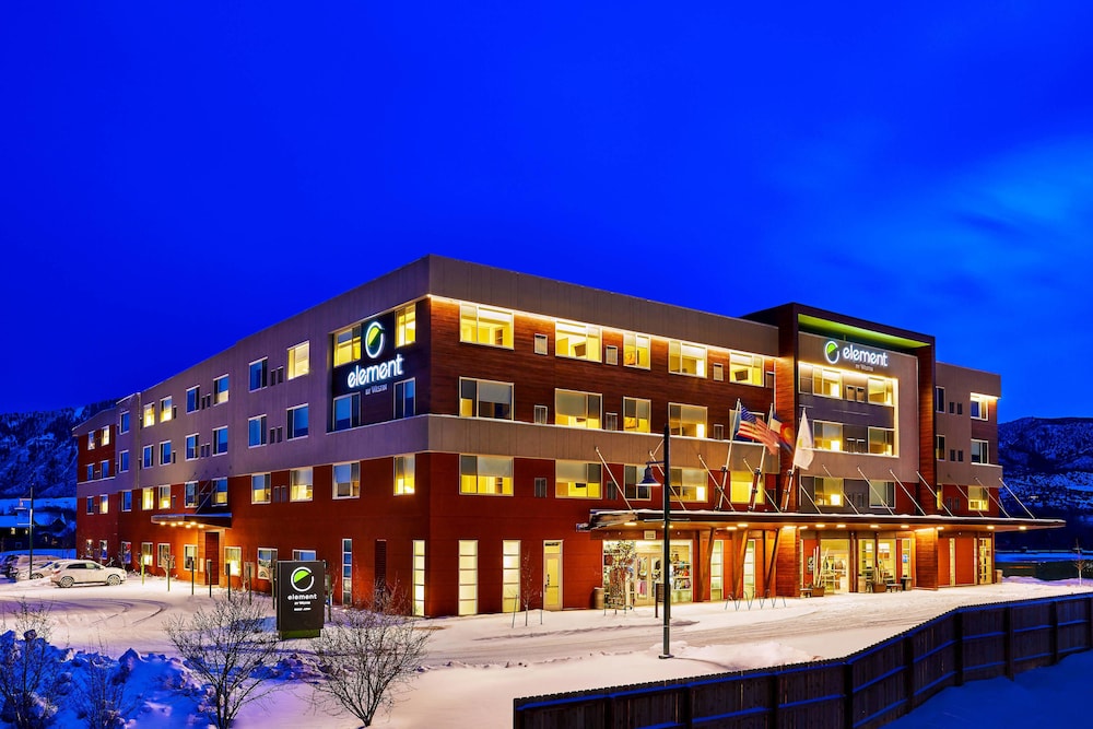 Element Basalt Aspen - carbon neutral hotel in Basalt
