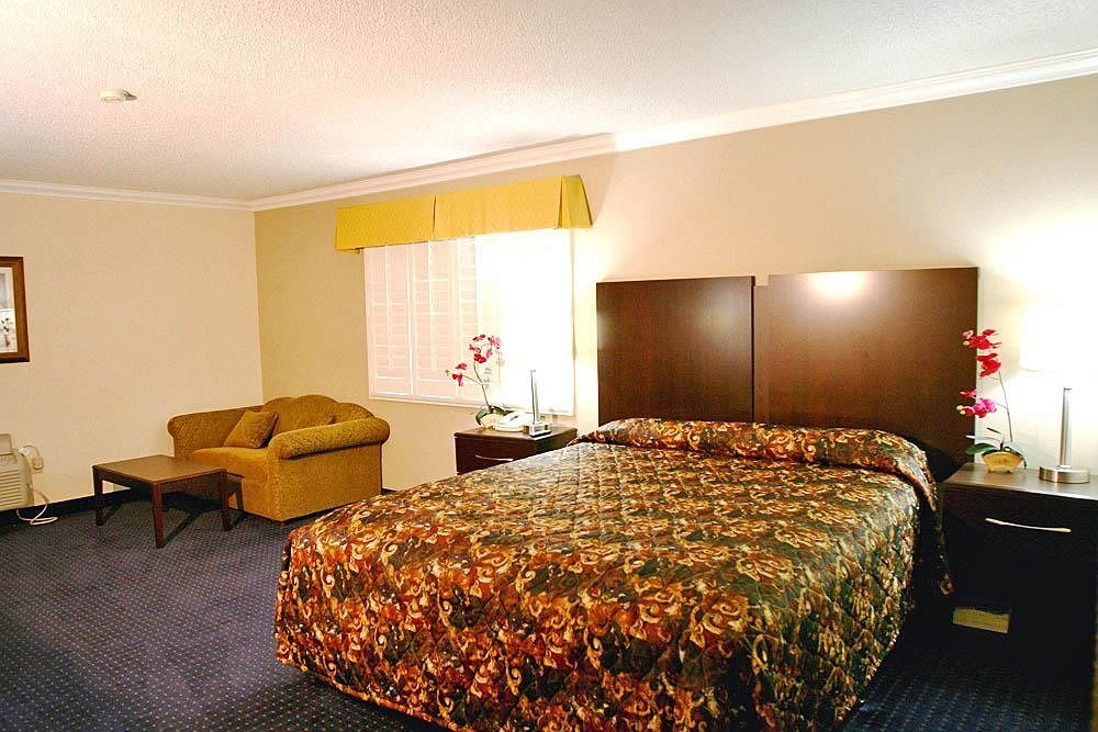 Motel 6 Van Nuys - photo 5