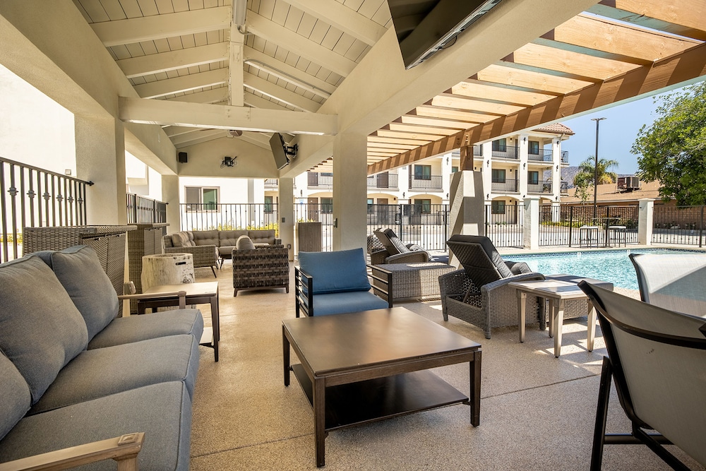 Hotel Huntington - photo 33