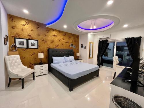Sheryll Escapes Kandi Palace Grand 2 BR Housekeeping Internet — 4-Star Luxury Hotel in Angeles City, Philippines