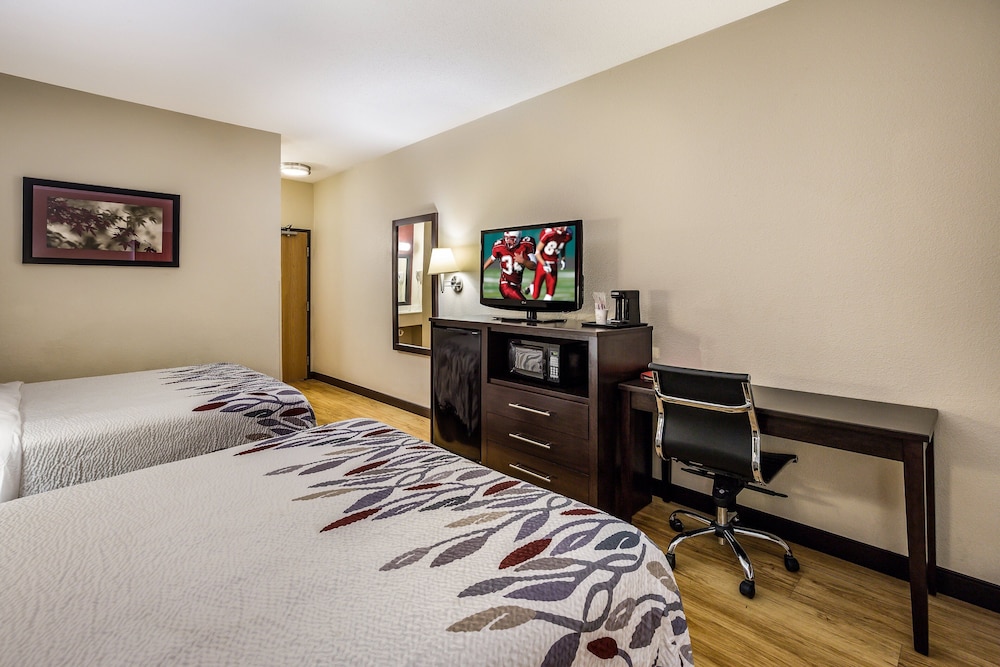 Red Roof Inn St Louis Troy IL - photo 19