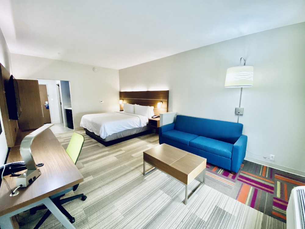 Holiday Inn Express Pineville Alexandria Area by IHG - photo 18