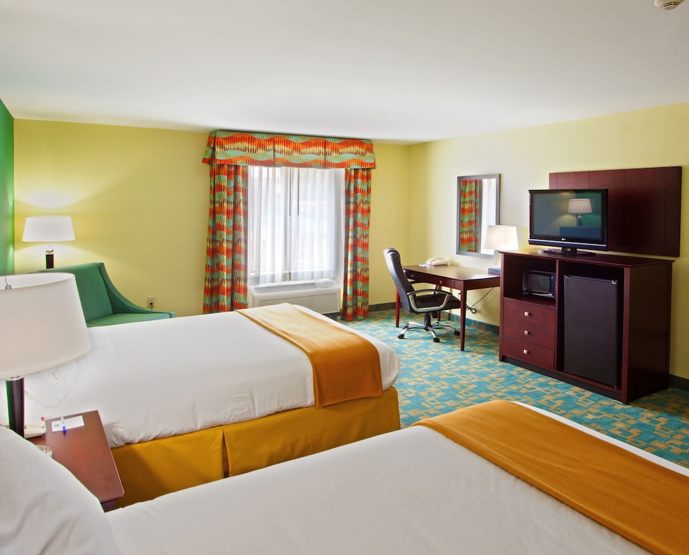 Holiday Inn Express & Suites Thornburg S. Fredericksburg by IHG - photo 6