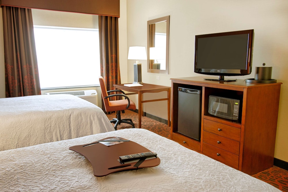 Hampton Inn Bangor - photo 17