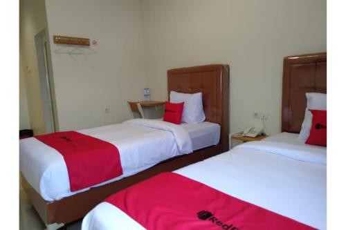 RedDoorz Plus @ Setiabudi Medan 5 in Medan, Indonesia