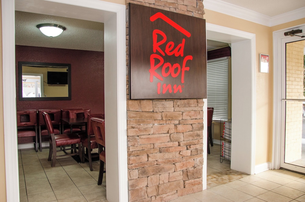 Red Roof Inn Williamsburg - photo 26