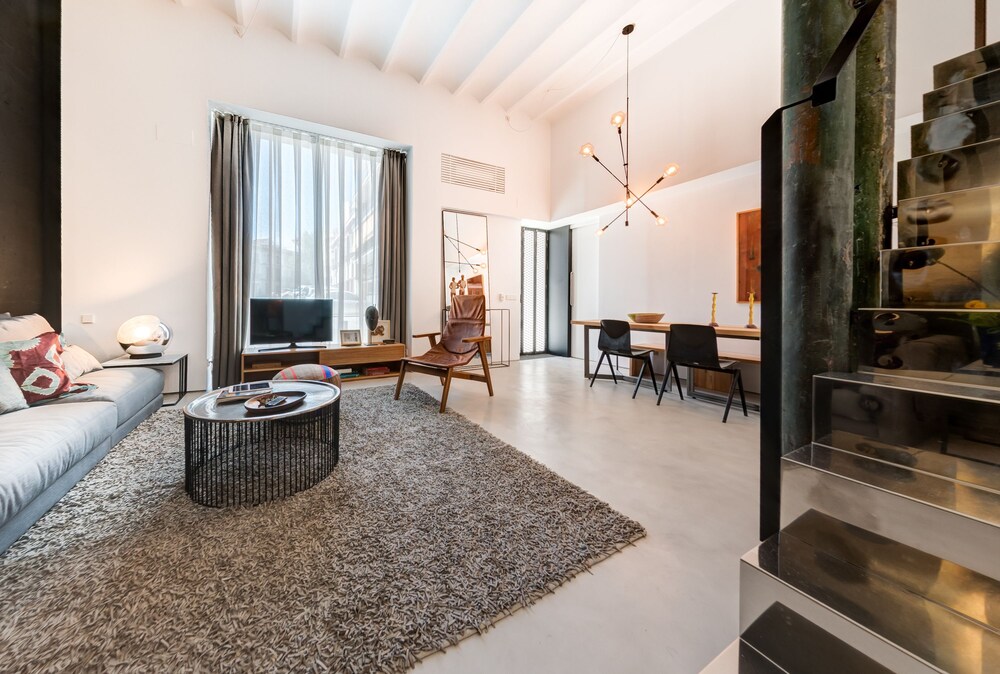Puerta del Arenal II — 4-Star Luxury Hotel in Sevilla, Spain