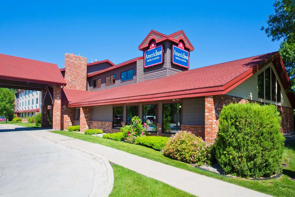 AmericInn by Wyndham Grand Forks - photo 2