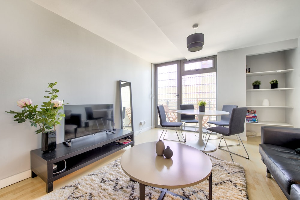 Riverview Apartments