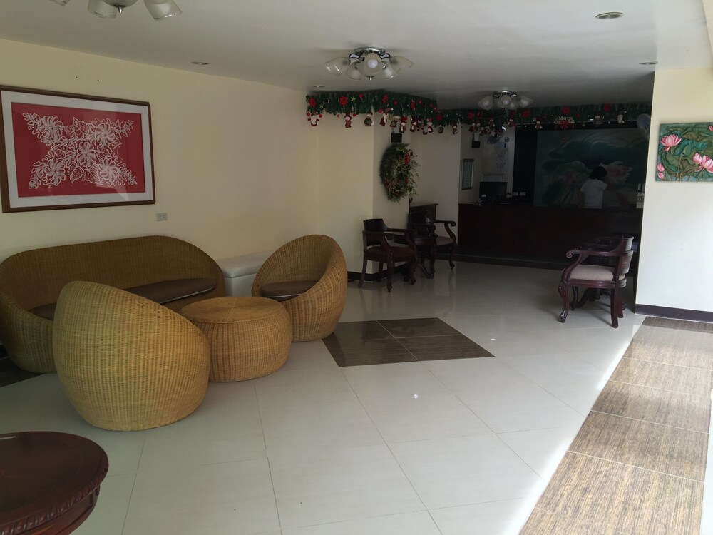 Las Brisas Garden Resort — Balabag — photo 2