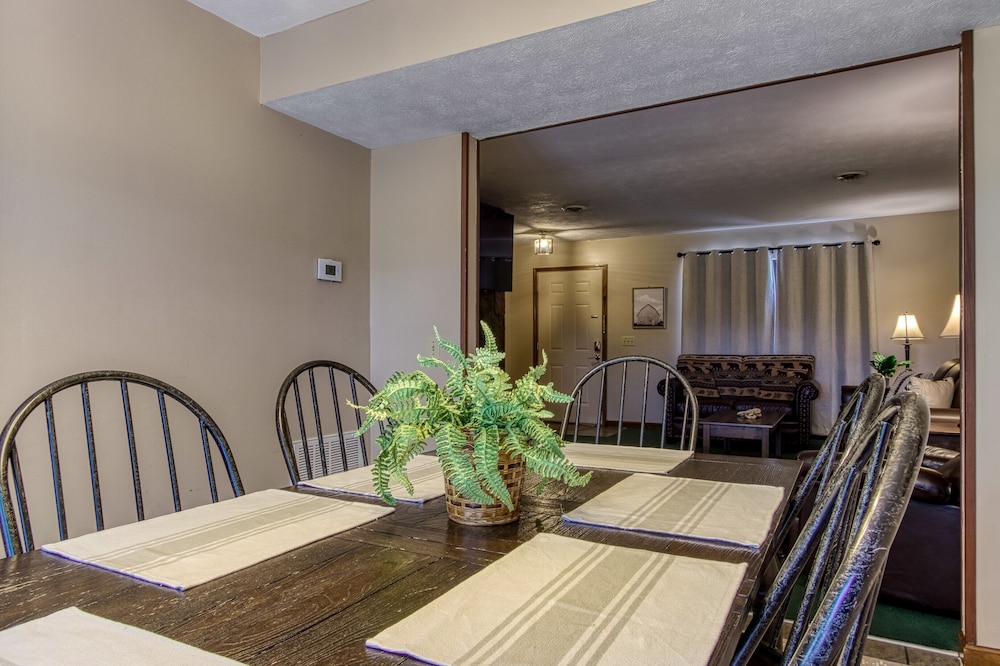 Pinecrest Hotel B - photo 9