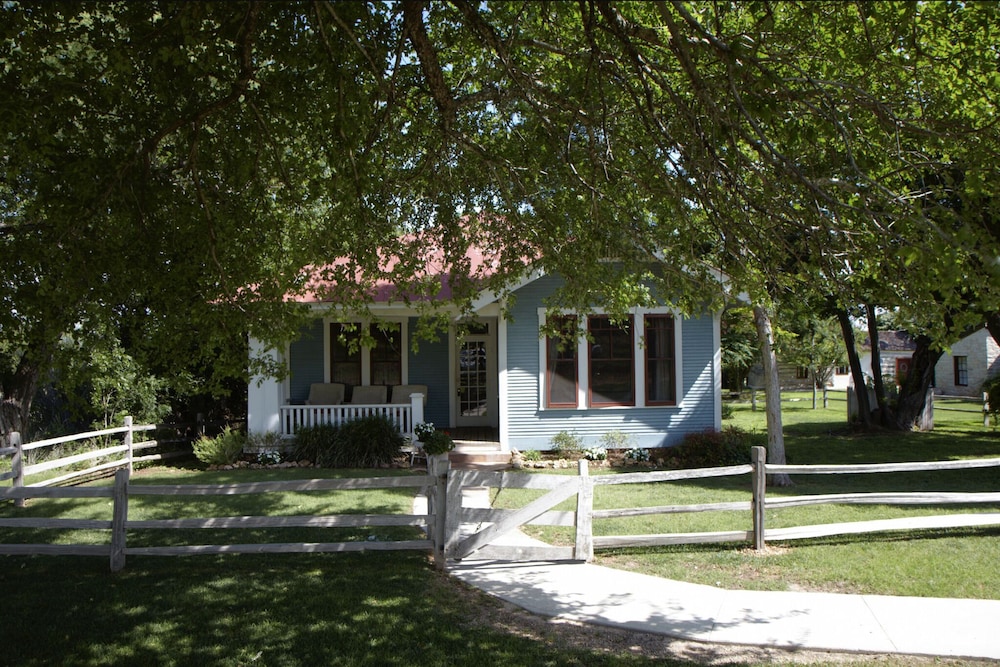 Settlers Crossing - photo 54