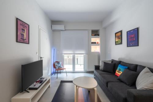 2BR Family Apartment With Playroom Arcade 2 Bathrooms & 2 Kitchens — 4-Star Luxury Hotel in Athens, Greece