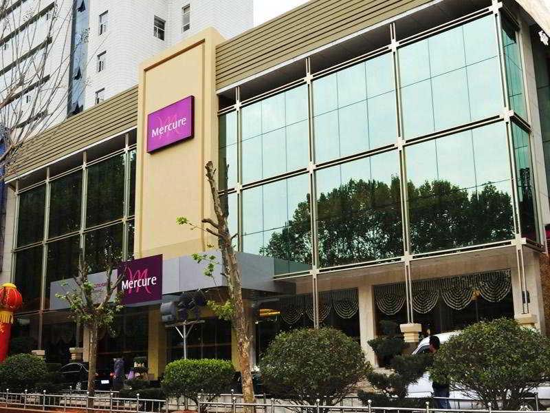 Mercure Hydro Majestic Kunming — 4-Star Luxury Hotel in Kunming, People's Republic of China