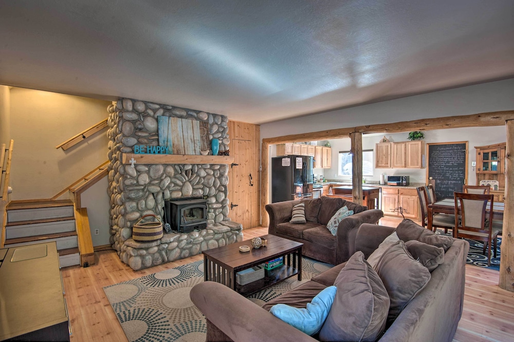 7 Mi to Heavenly Ski Resort Cozy Tahoe Cabin - photo 3
