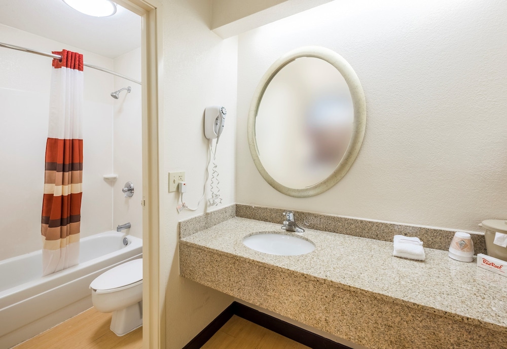 Red Roof Inn Jacksonville Orange Park - photo 22
