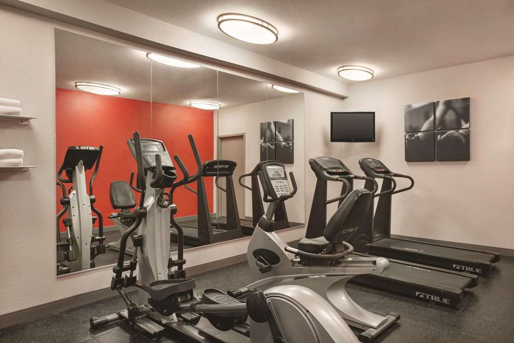 Country Inn & Suites by Radisson Newnan GA - photo 12