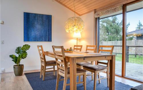 3 Bedroom Stunning Home In Græsted — Graested — photo 5