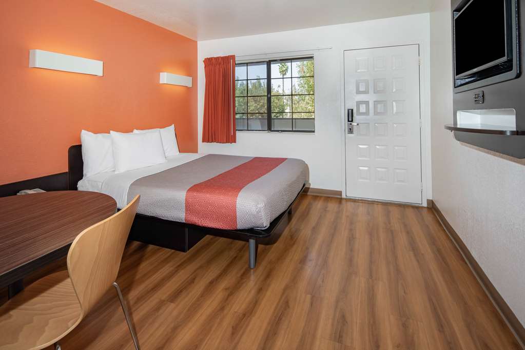 Motel 6 Thousand Oaks CA - photo 11