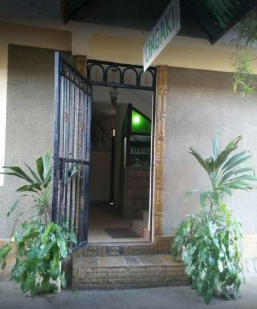 Cingaki Hotel - last minute hotel in Mombasa
