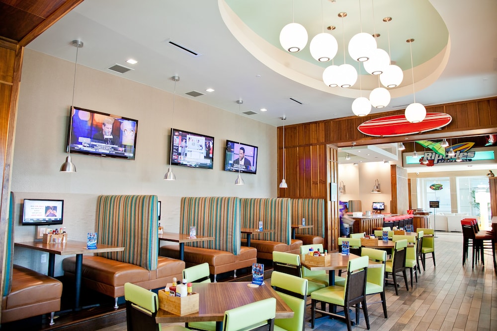 Holiday Inn Resort Pensacola Beach by IHG - photo 40