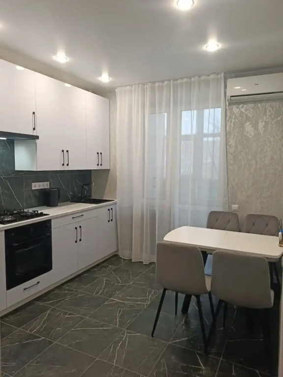 Dvushka V Tsentre Na Beregu R. Kotorosl Flat in Yaroslavl, Russia