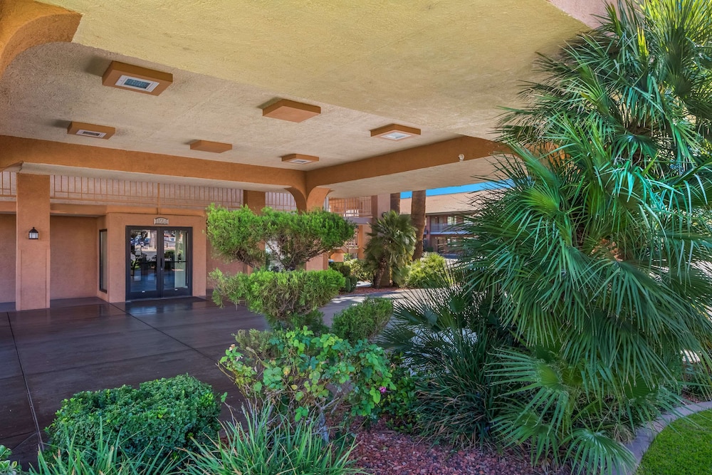 Quality Inn Saint George South Bluff - photo 23