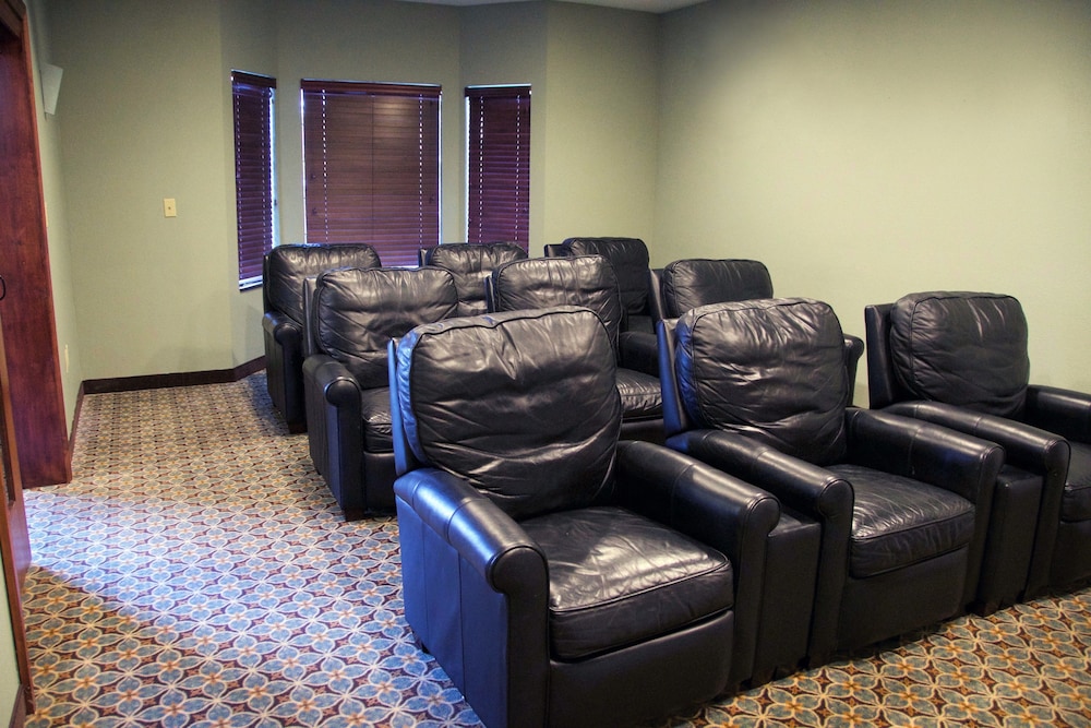 Staybridge Suites Covington - photo 25