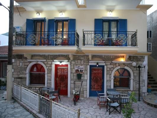 The Old Town Hall - carbon neutral hotel in Parga
