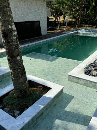 Casa Pe Na Areia Condominio Fechado Com Piscina Resort Na Sununga Ubatuba in Ubatuba, Brasil