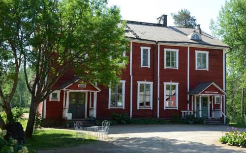 Viljamaan Kartano pet-friendly hotel Kaavi