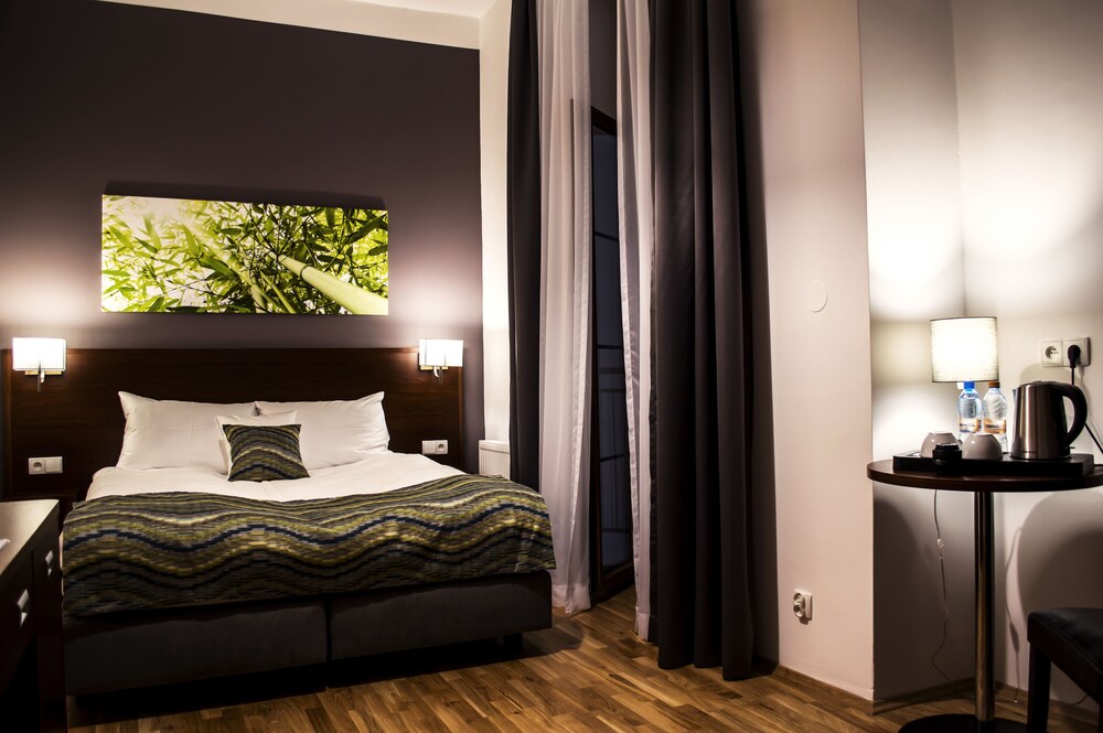 On Set Aparthotel — Krakow — photo 5