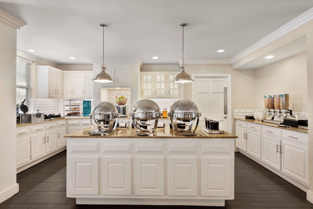 Addison Suites - photo 27