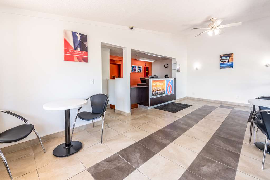 Motel 6 Mansfield OH - photo 25