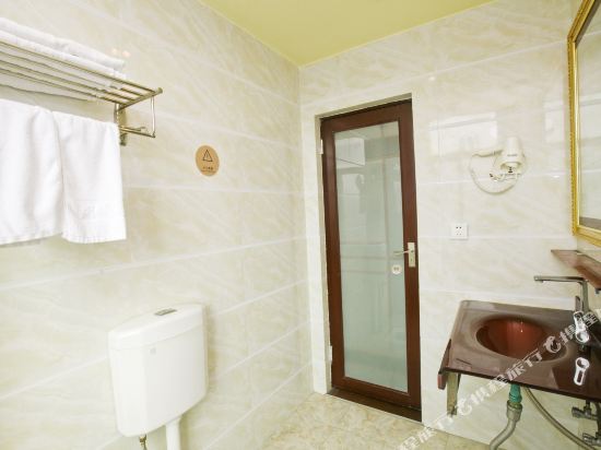 XiangPengHtel - carbon neutral hotel in Meishan