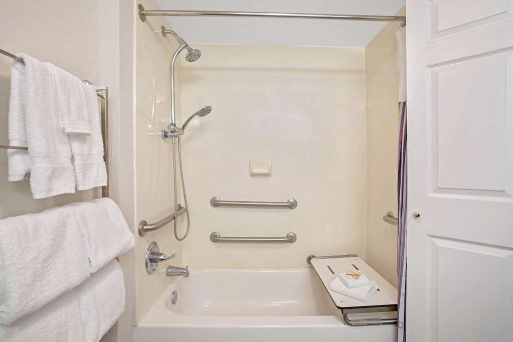 La Quinta Inn by Wyndham San Marcos - photo 34