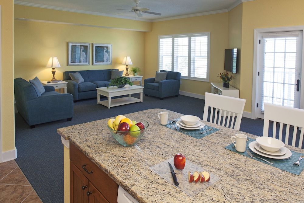 Bluewater Resort & Marina by Spinnaker Resorts - photo 11