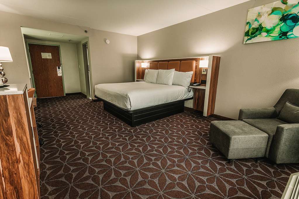 Wyndham Garden Williamsburg Busch Gardens Area - photo 23