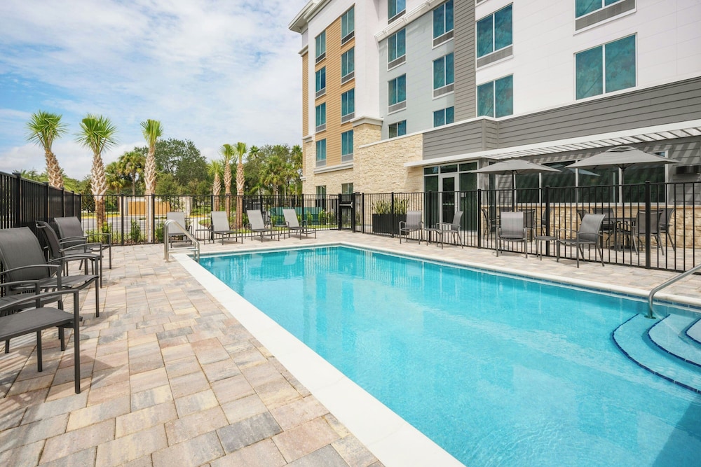 Fairfield by Marriott Inn & Suites Orlando at Millenia - photo 23
