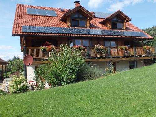 Holzhaus Miri — 4-Star Luxury Hotel in Pirna, Germany