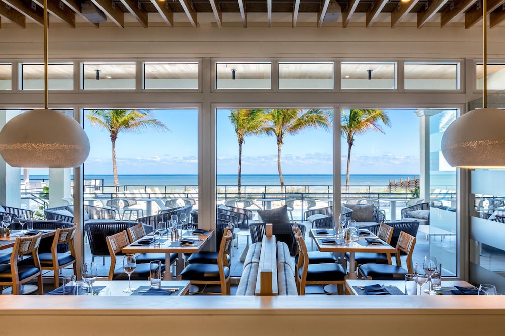 Hutchinson Shores Resort & Spa - photo 33
