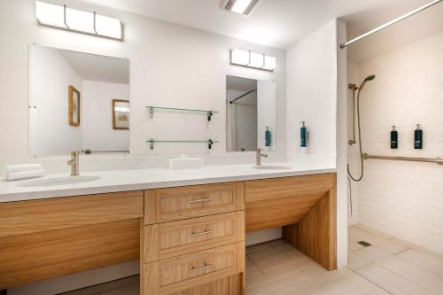 Hilton Vacation Club Riviera Beach & Shores - photo 52