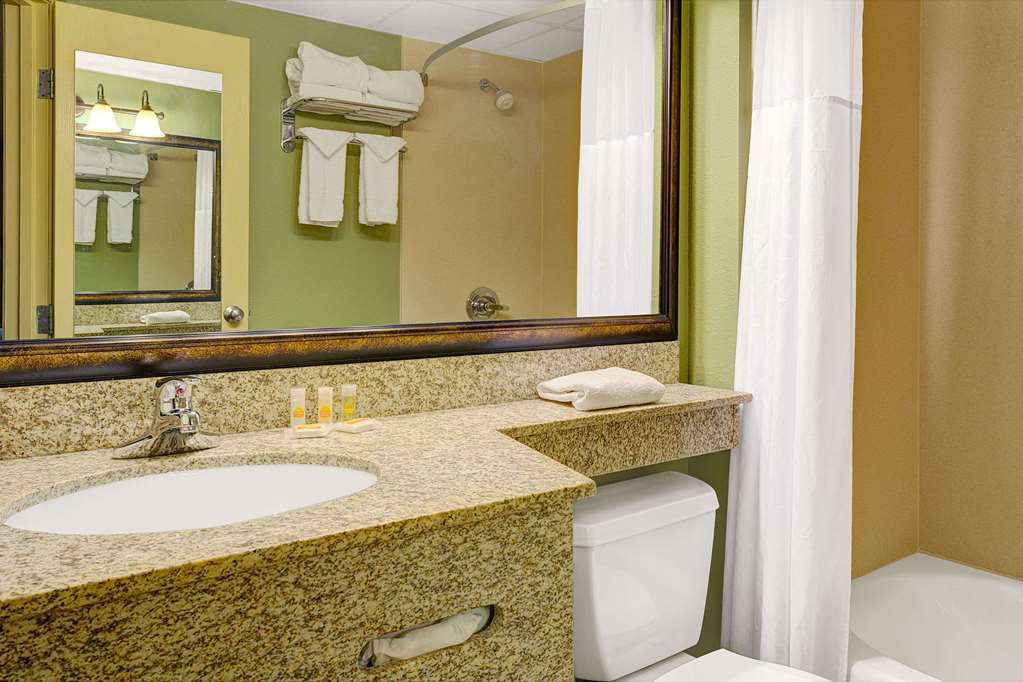 Days Inn by Wyndham Cheyenne - photo 6